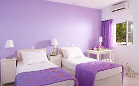 Primavera Beach Hotel Studios & Apartments