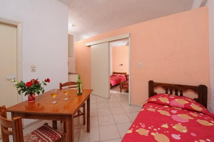 Primavera Beach Hotel Studios & Apartments Malia Esterno foto